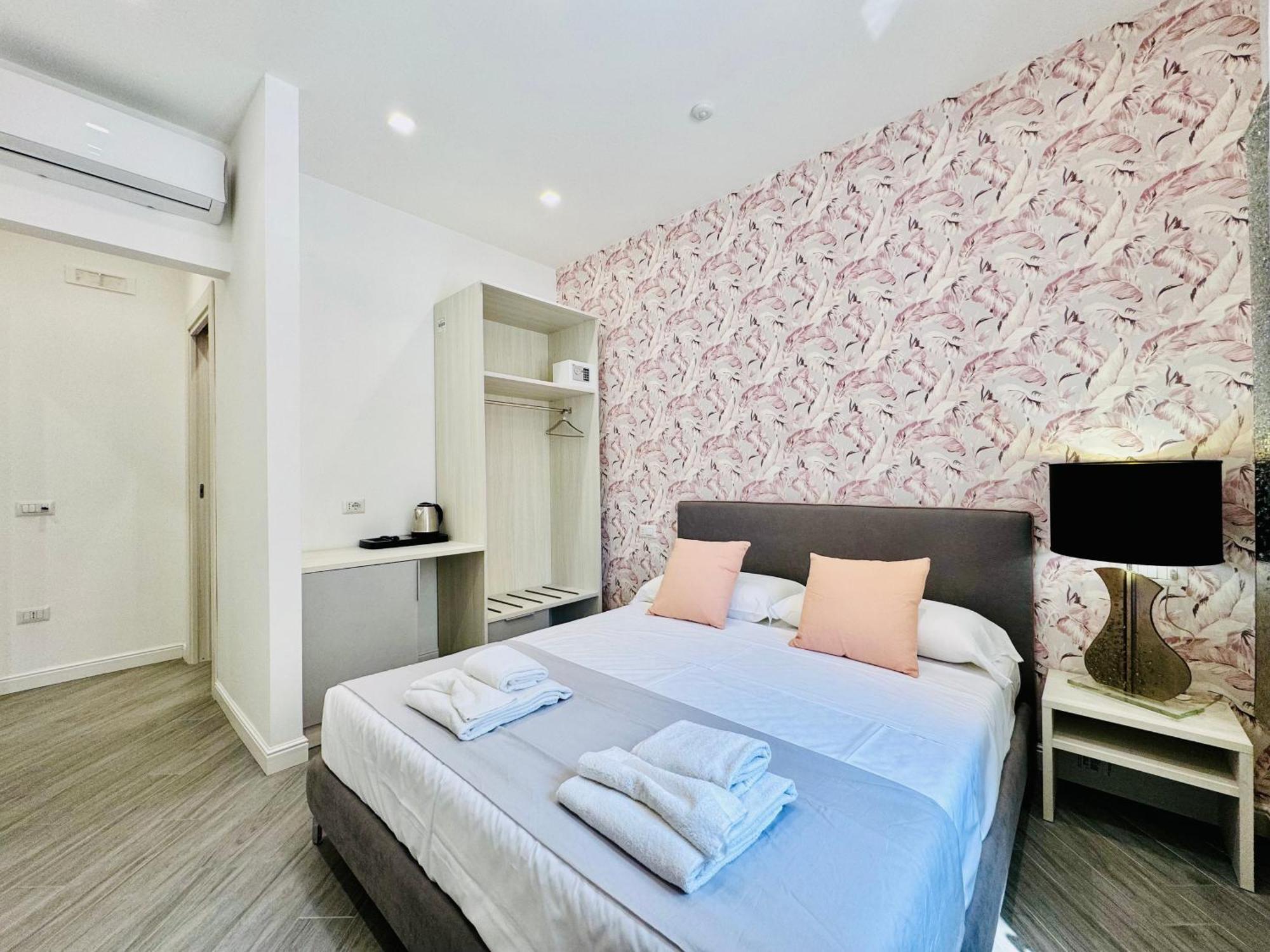 Yourhome - Santa Lucia Rooms Sorrento Eksteriør billede